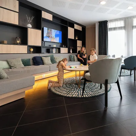 Hotel apartamentowy Nemea Centre 3*