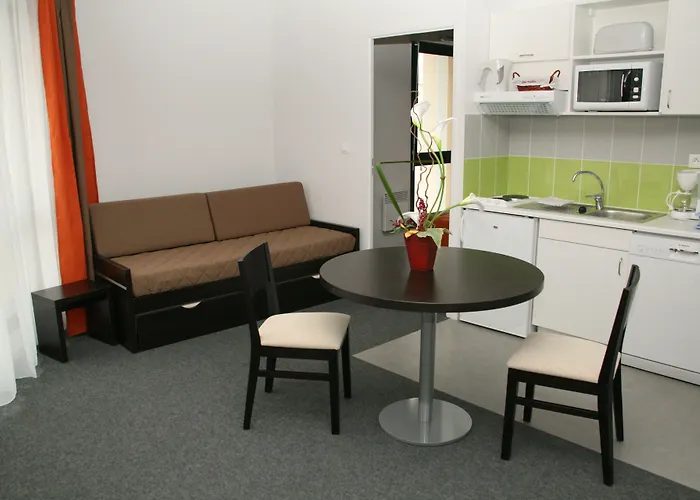 Nemea Centre Apart-hotel Nancy