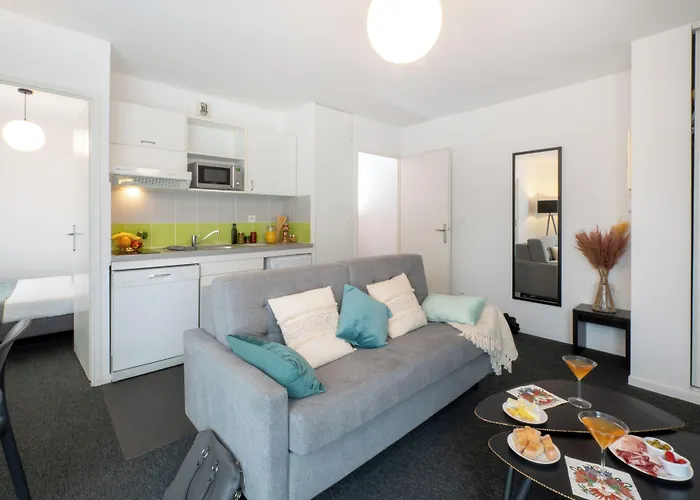 Nemea Centre Apart-hotel 3*